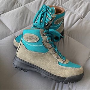 GoreTex Danner Style Hiking Boots